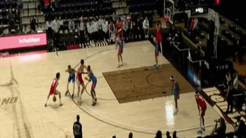 “巴黎奥运中国运动员六幕动容瞬间精选”