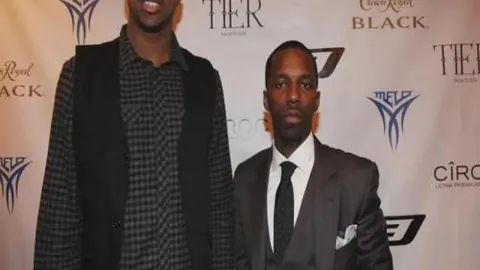 桑托斯队内马尔重返赛场首战破门得分